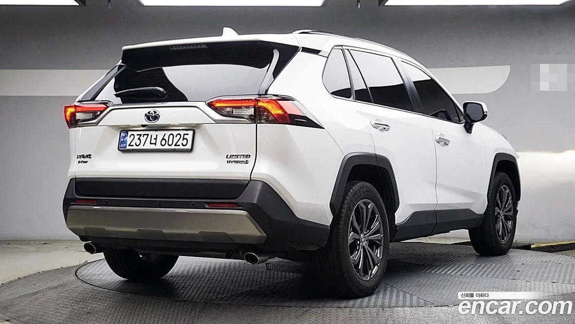 Toyota RAV4 2024 из KR, фото 10