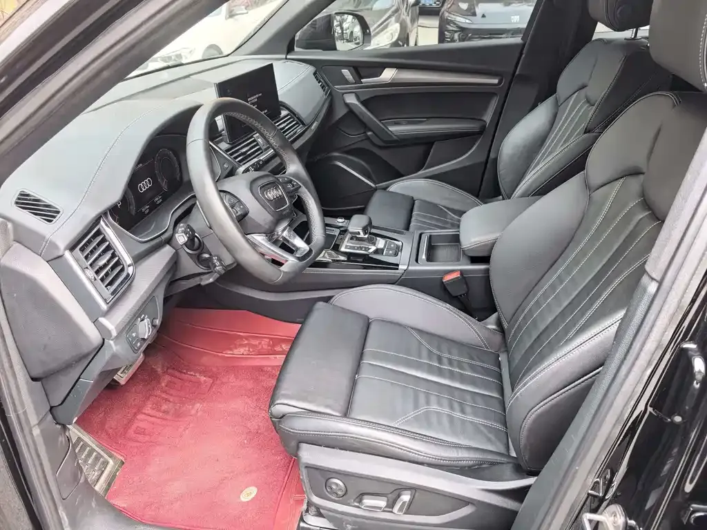 Audi Q5L 2023 из CN, фото 8