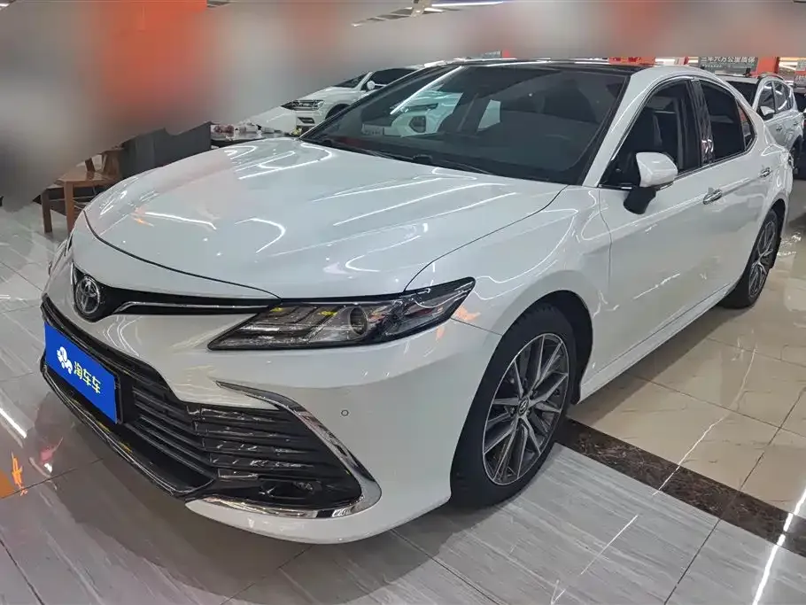 Toyota Camry 2022 из CN, фото 1