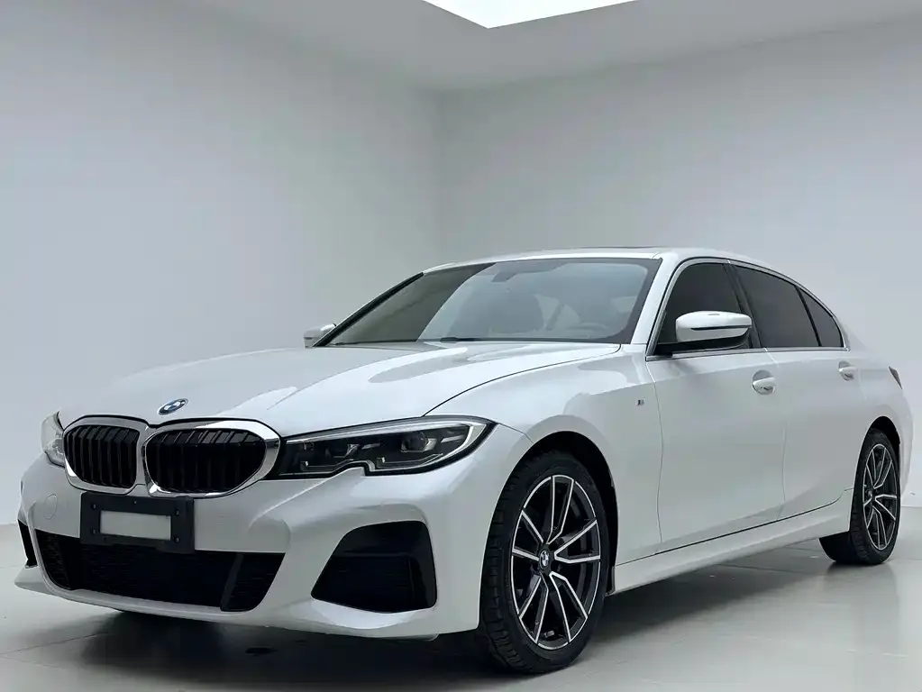 BMW 3 Series — фото 1