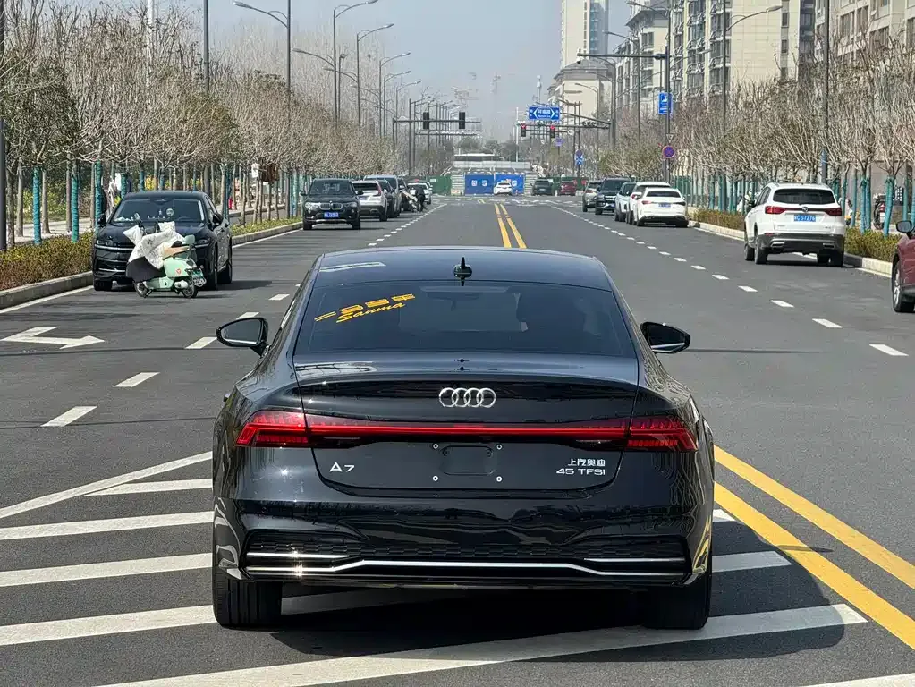 Audi A7L 2025 из CN, фото 4