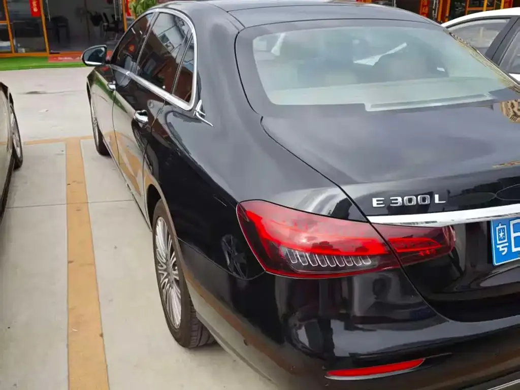Mercedes-Benz E-Class 2022 из CN, фото 2