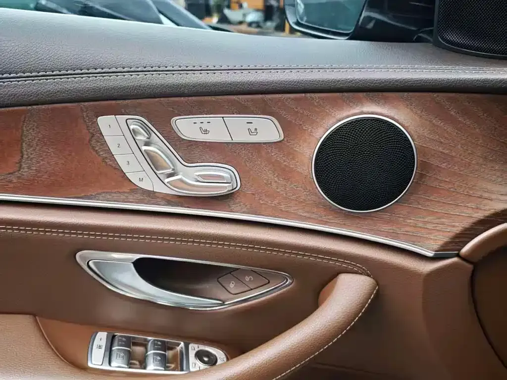 Mercedes-Benz E-Class 2022 из CN, фото 4