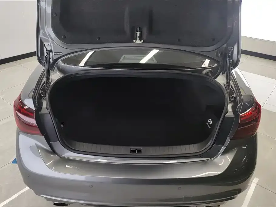 Infiniti Q50L 2024 из CN, фото 5