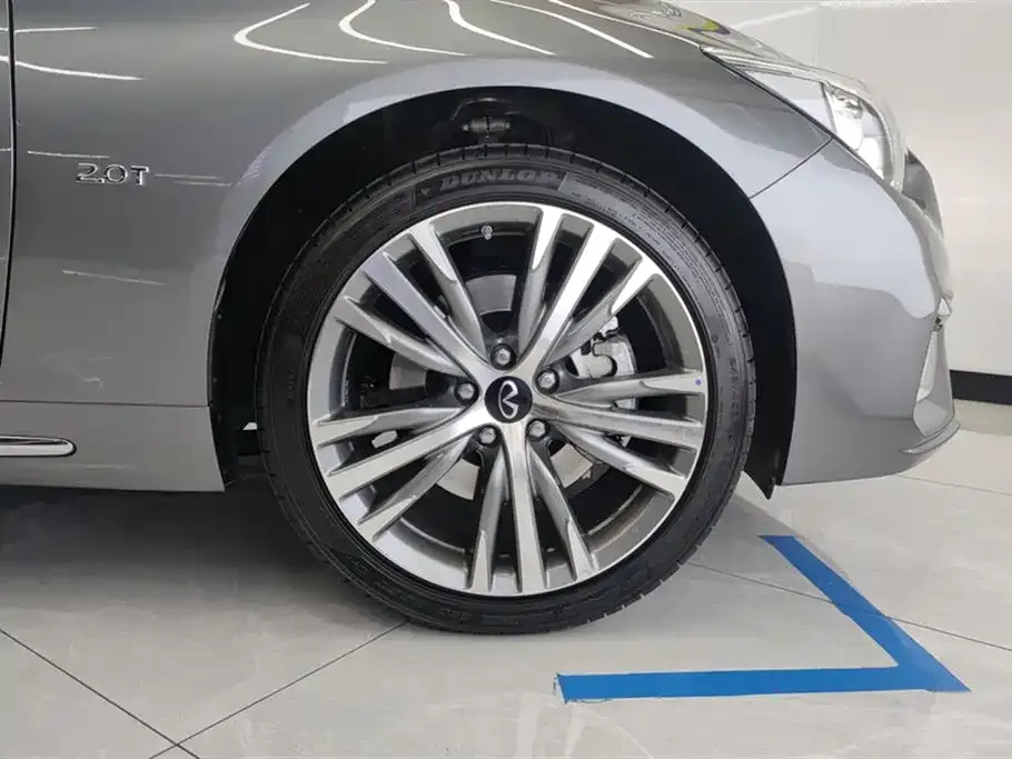 Infiniti Q50L 2024 из CN, фото 6