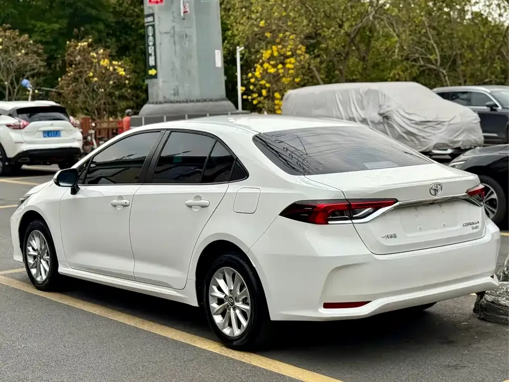 Toyota Corolla 2022 из CN, фото 3