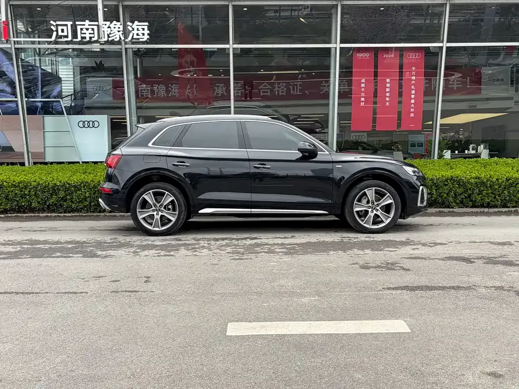 Audi Q5L 2022 из CN, фото 10