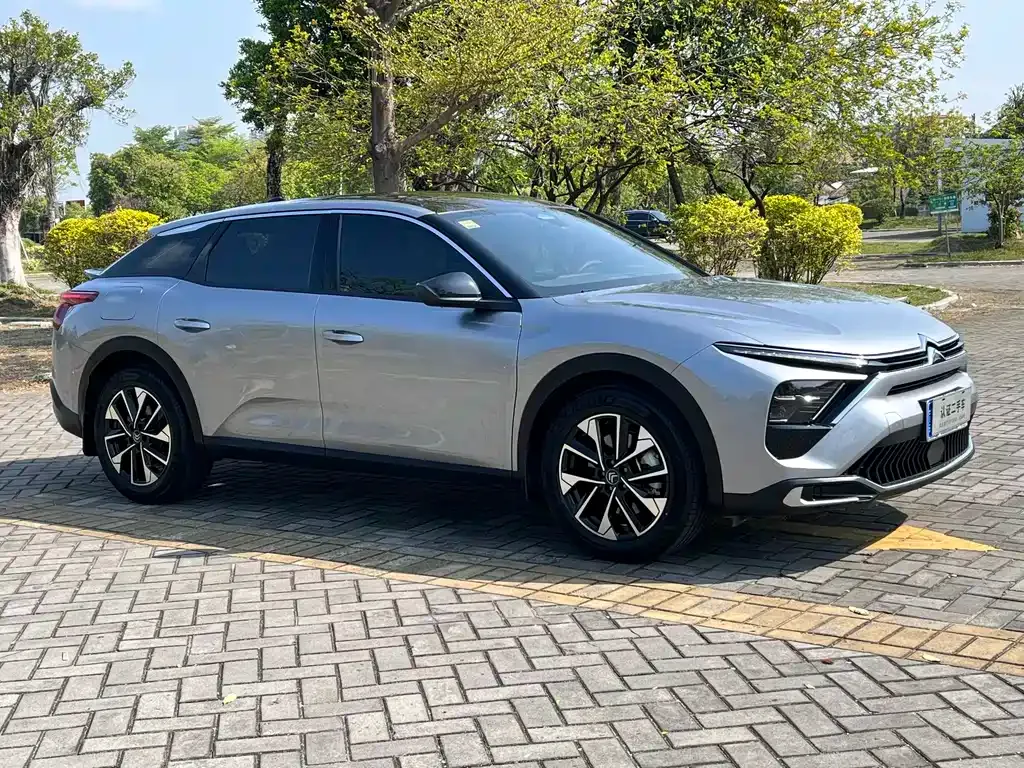 Citroen C5 X 2024 из CN, фото 7