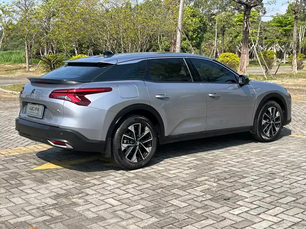Citroen C5 X 2024 из CN, фото 8