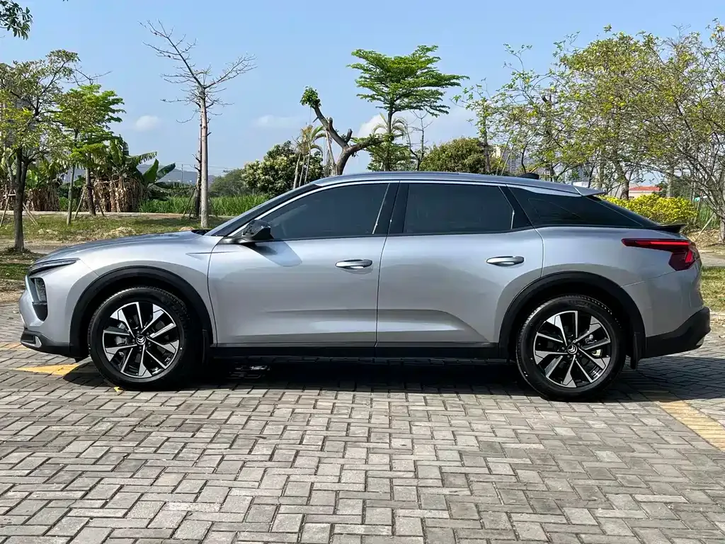 Citroen C5 X 2024 из CN, фото 10