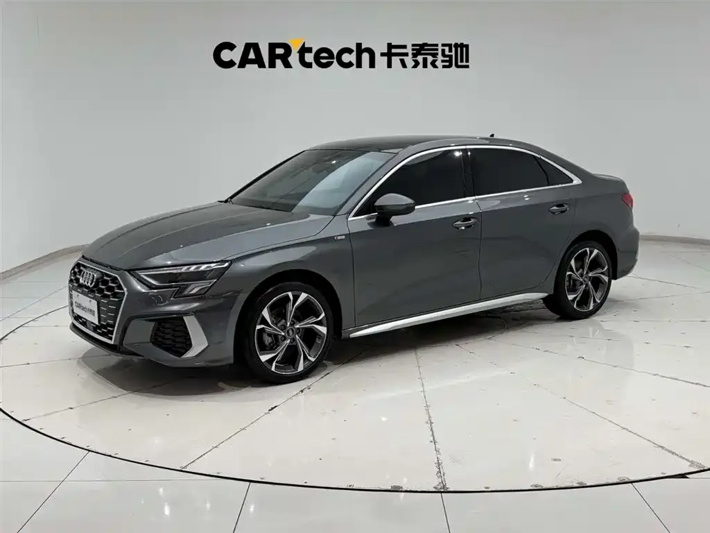 Audi A3 2024 из CN, фото 1