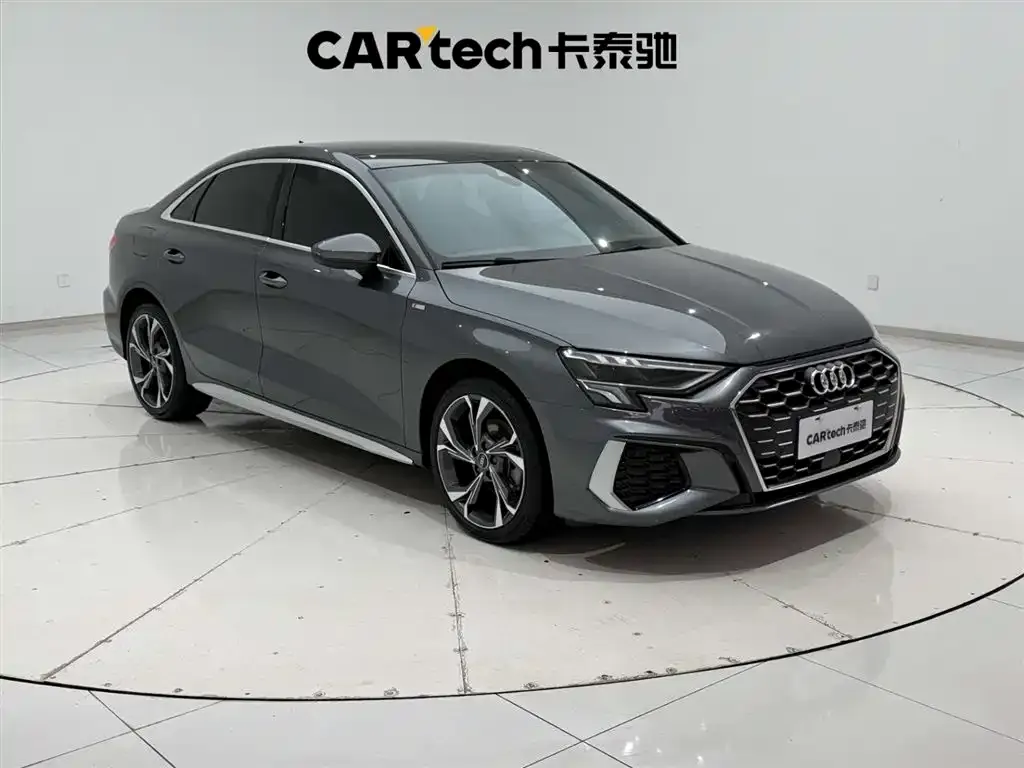 Audi A3 2024 из CN, фото 3
