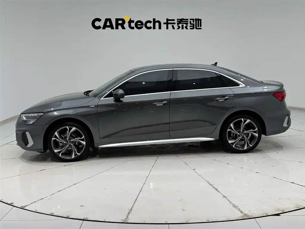 Audi A3 2024 из CN, фото 6
