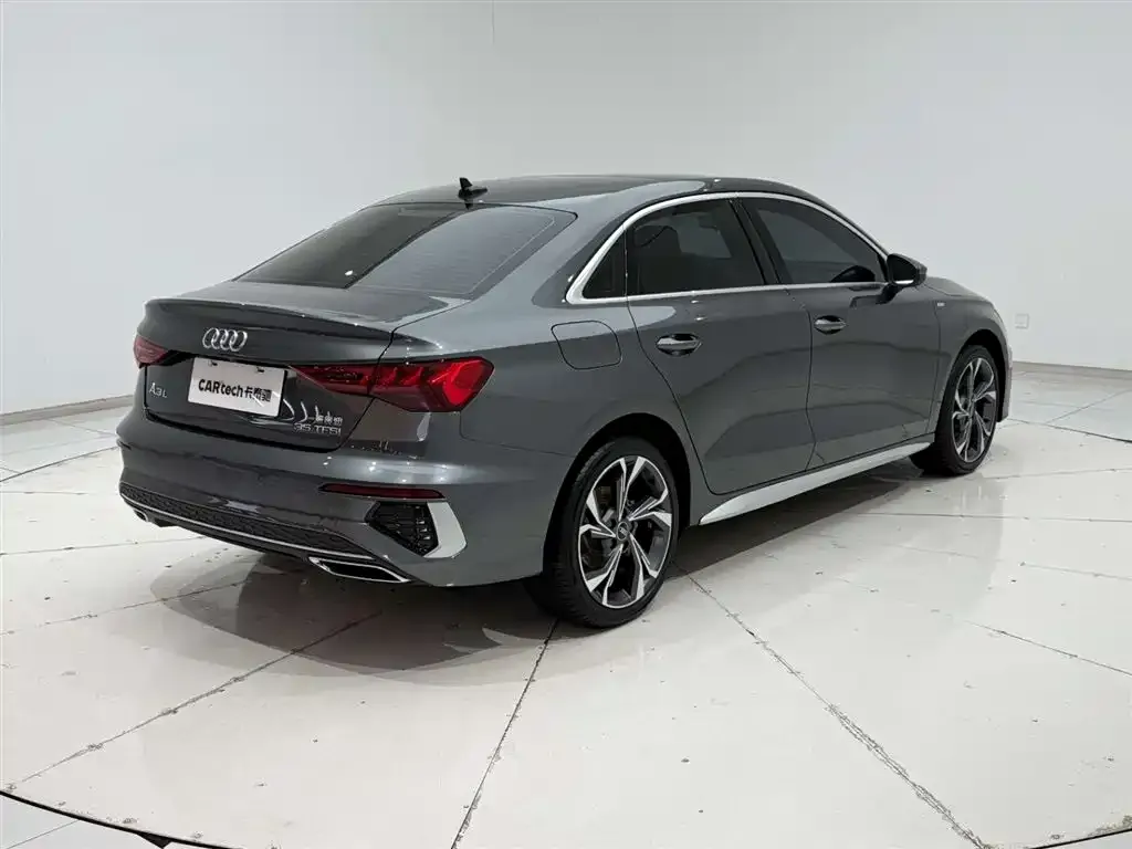 Audi A3 2024 из CN, фото 7