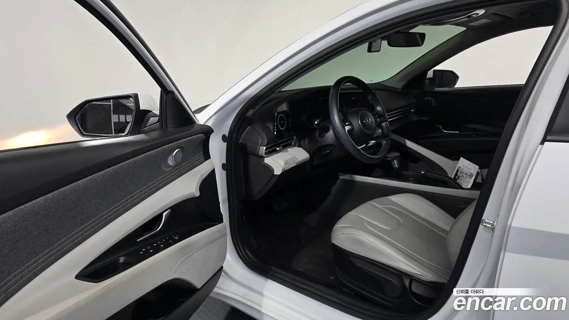 Hyundai AVANTE — фото 9