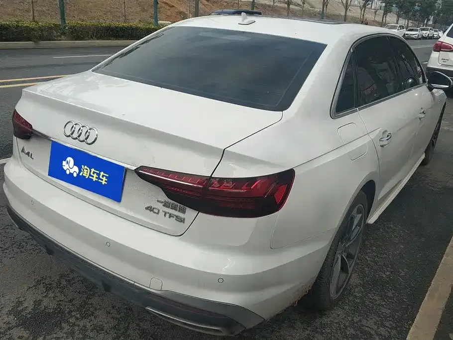 Audi A4L 2024 из CN, фото 3
