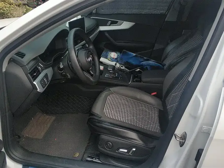 Audi A4L 2024 из CN, фото 8
