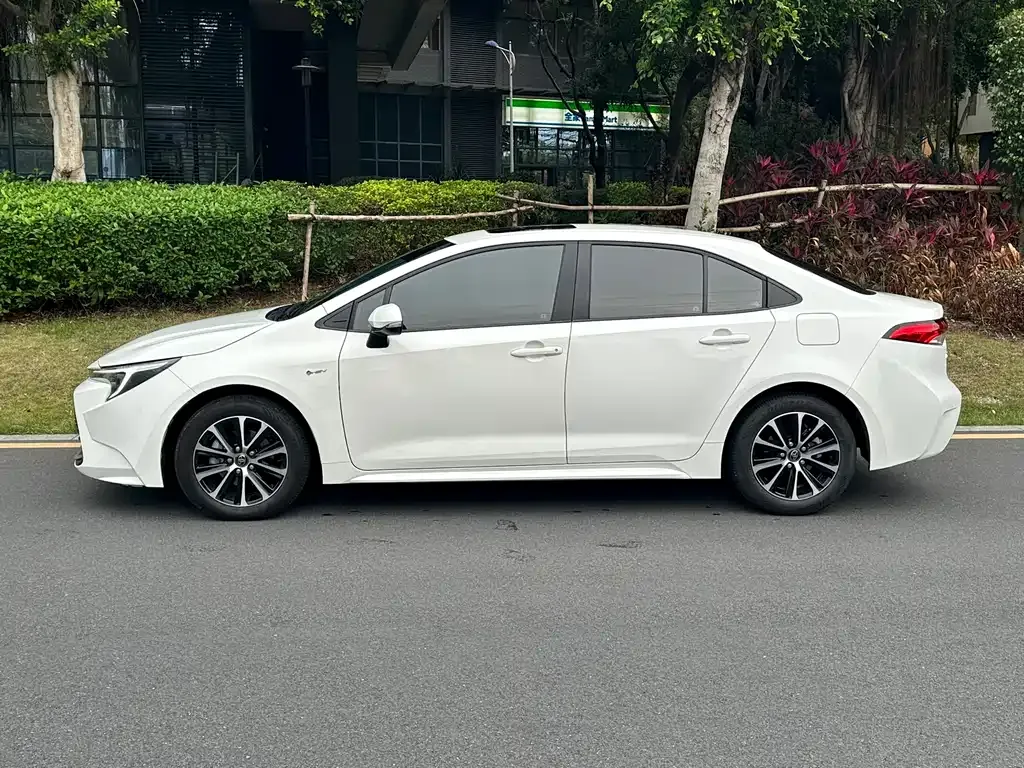 Toyota Levin 2024 из CN, фото 9