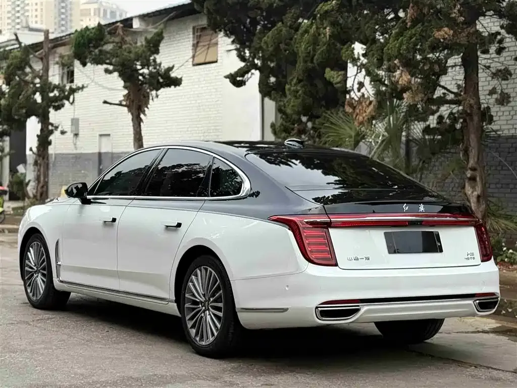 Hongqi H9 — фото 2