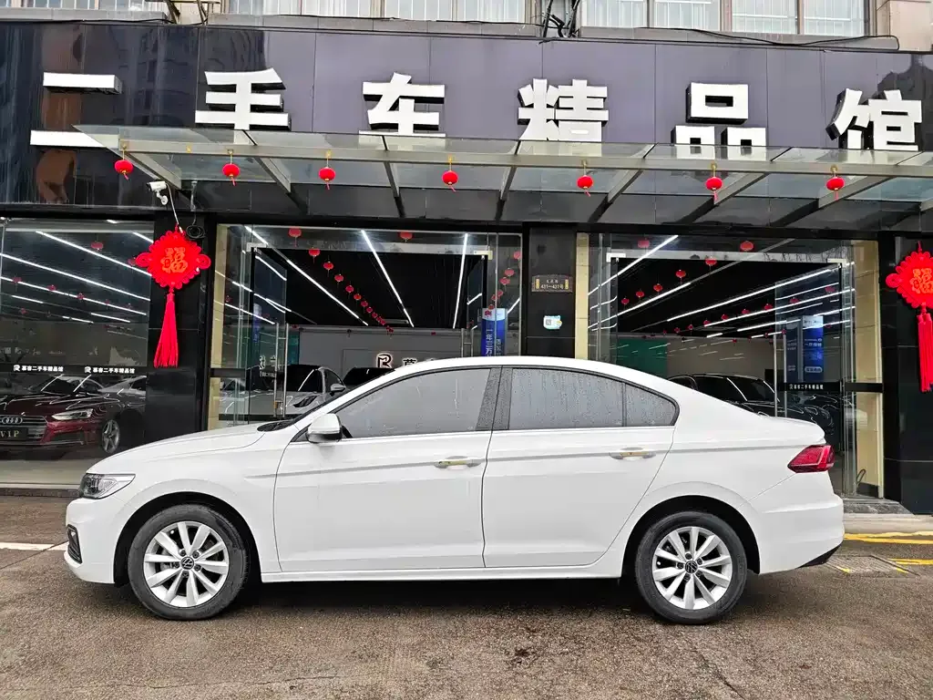 Volkswagen Bora 2022 из CN, фото 8