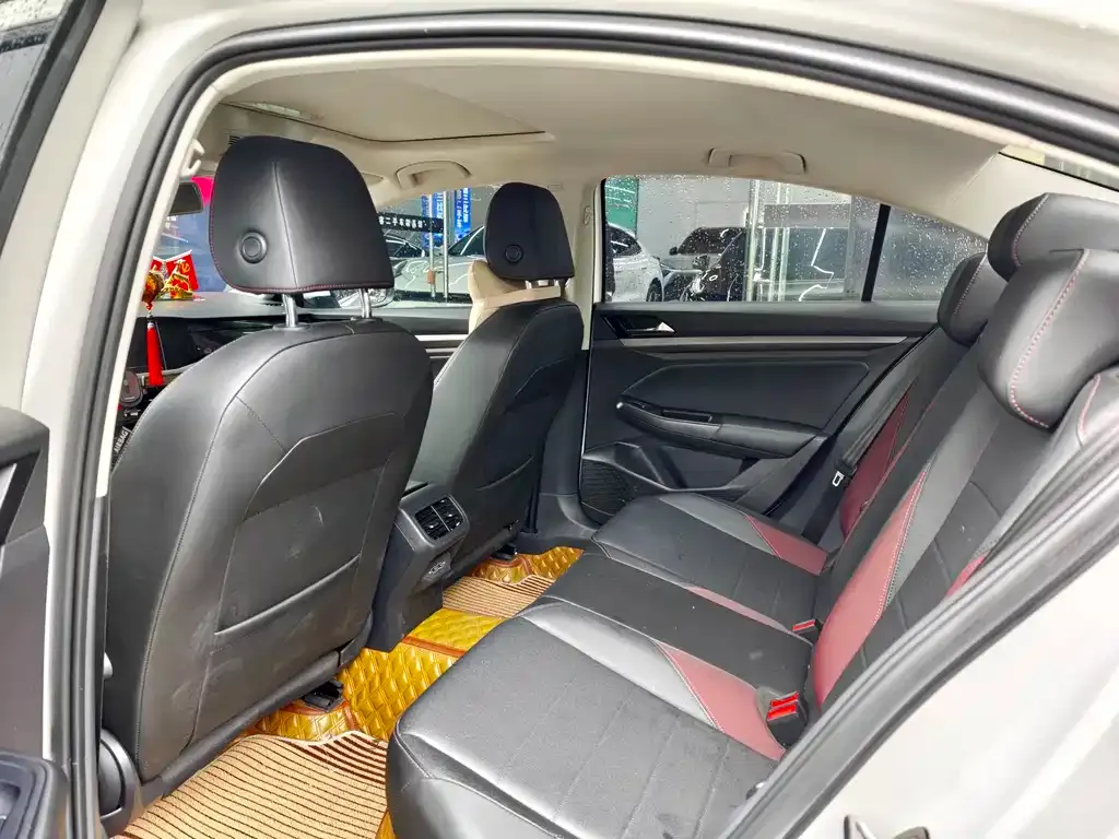 Volkswagen Bora 2022 из CN, фото 2