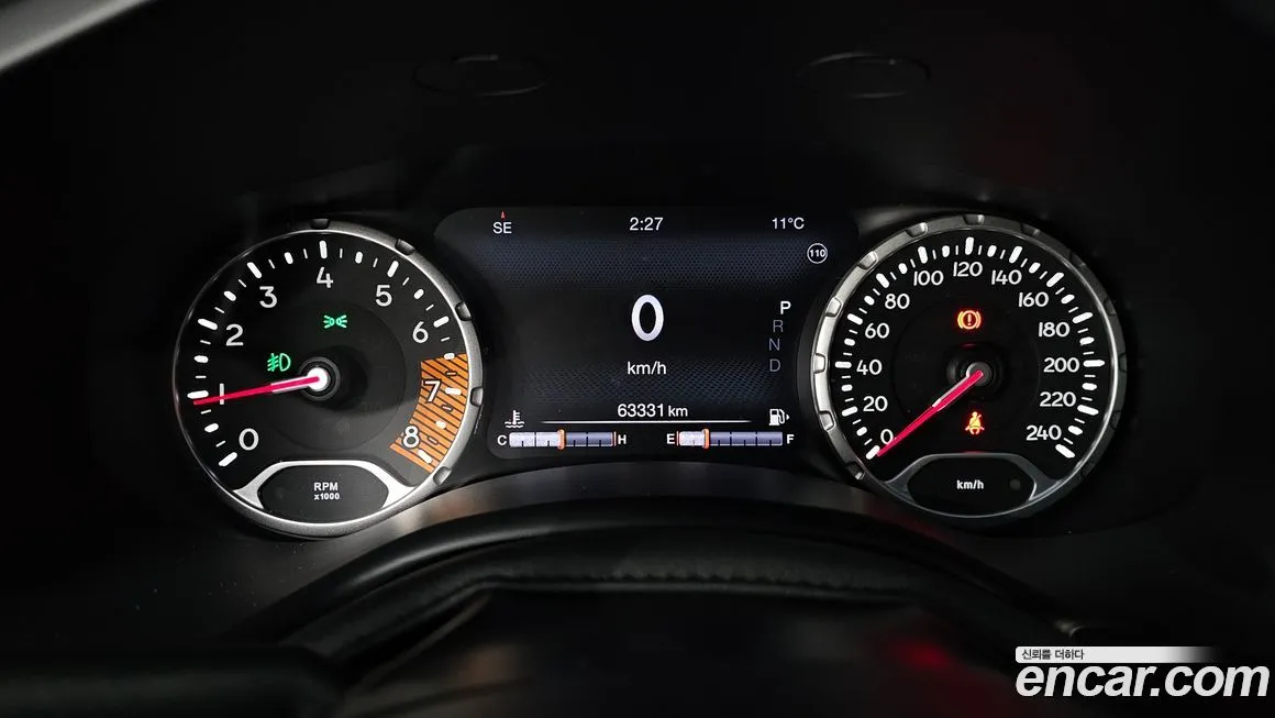 Jeep Renegade — фото 2