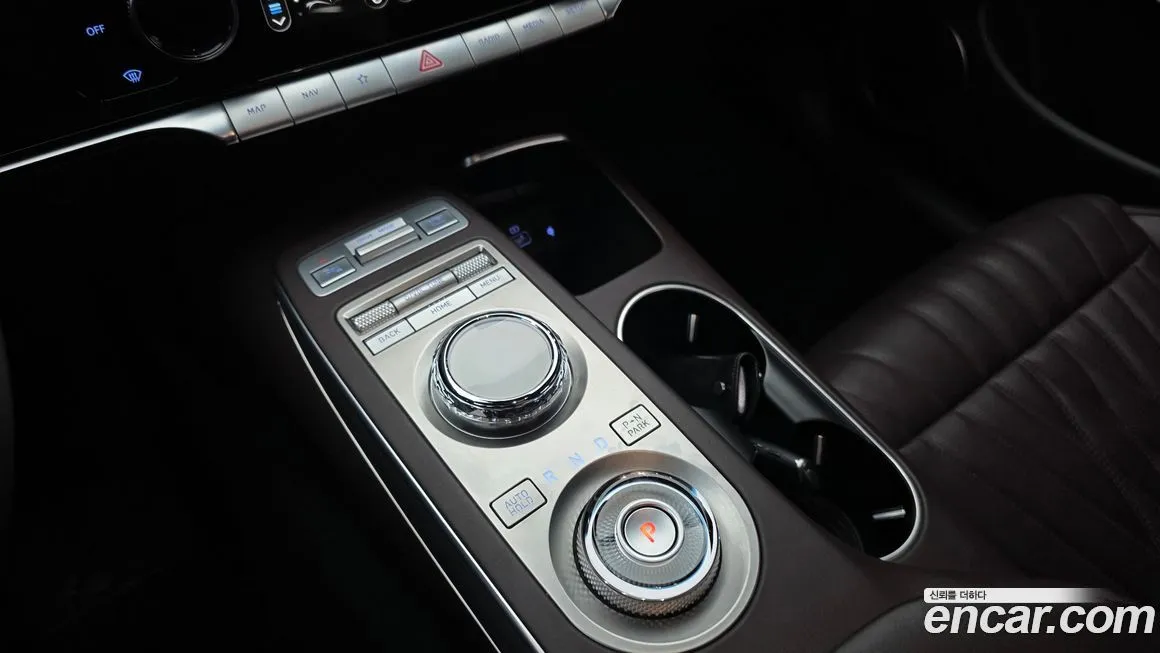 Genesis GV70 — фото 4