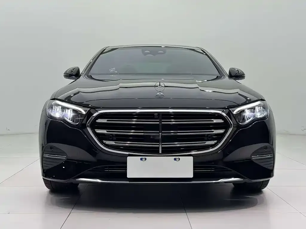 Mercedes-Benz E-Class 2025 из CN, фото 4