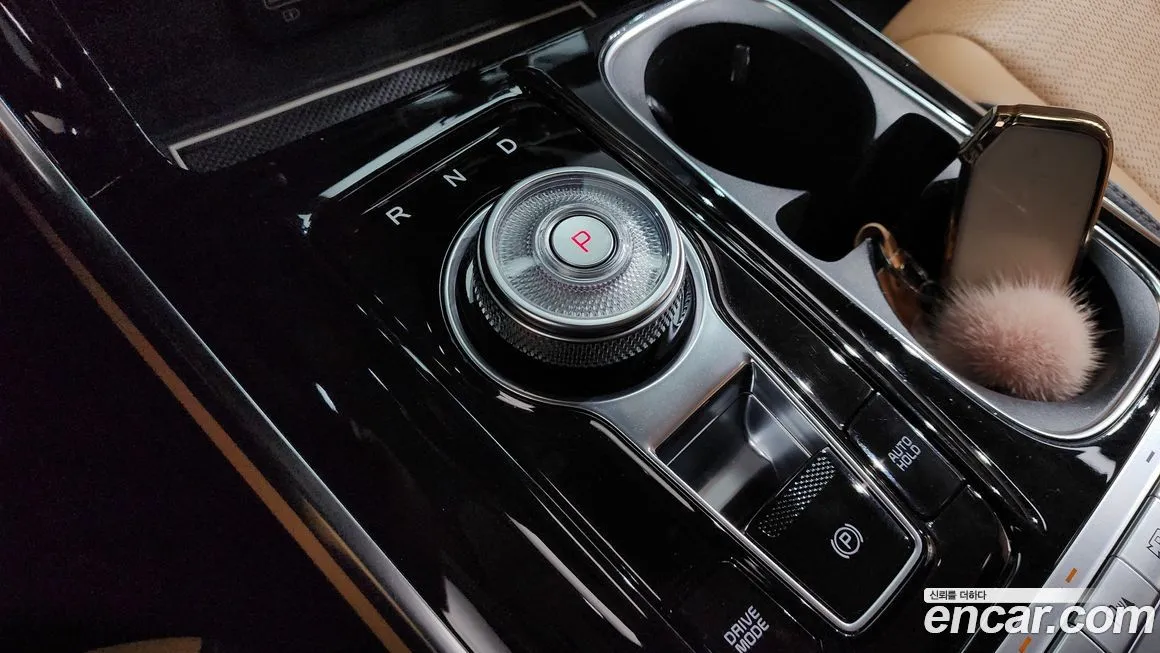 Kia Carnival — фото 10