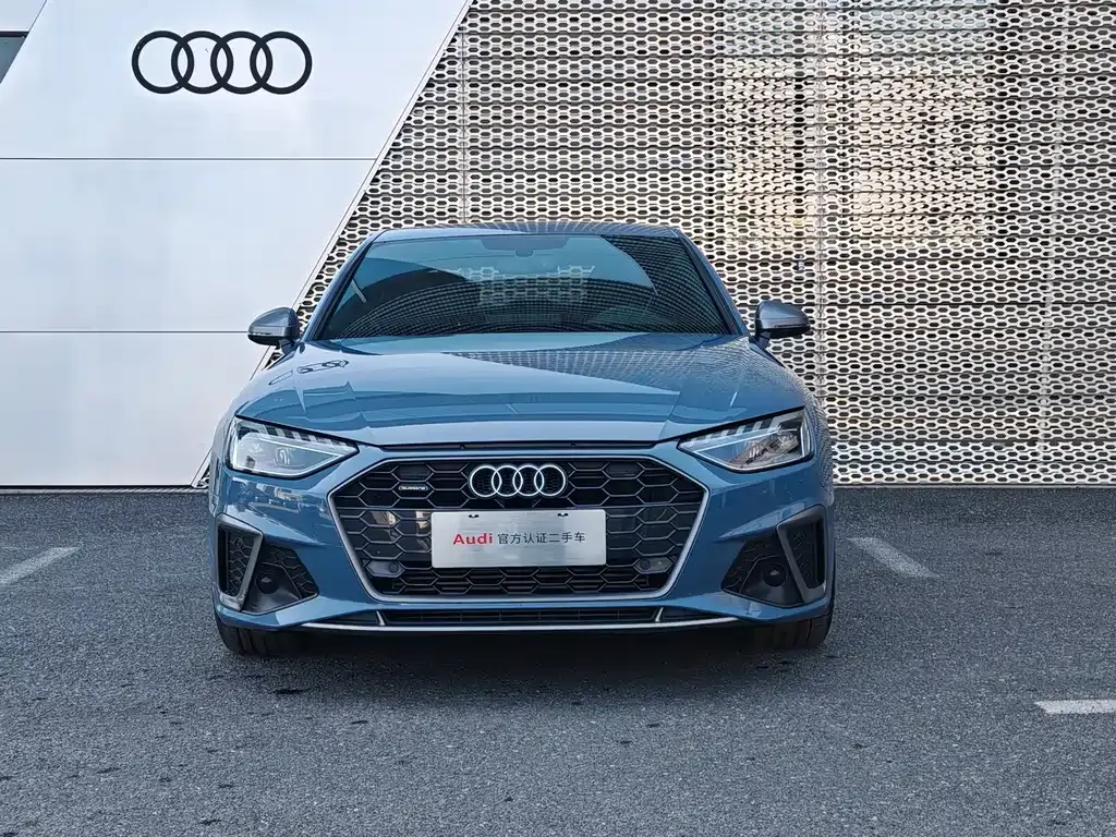 Audi A4L 2022 из CN, фото 6