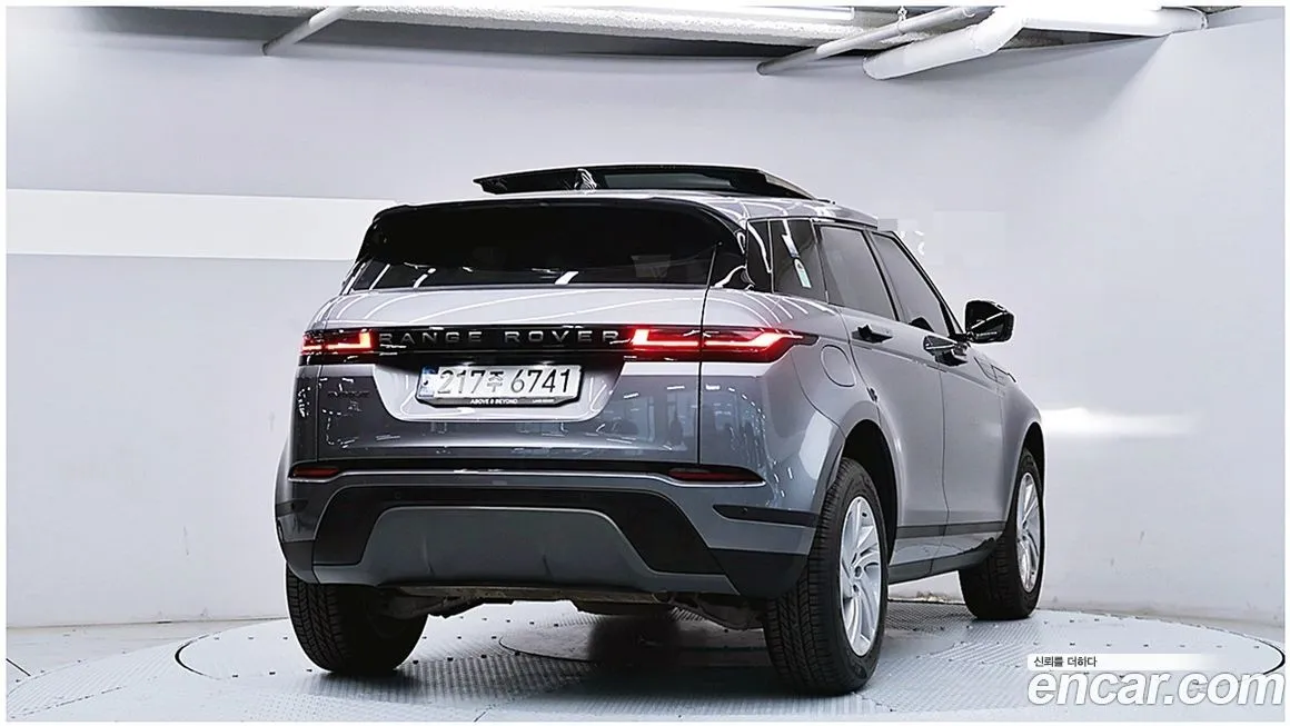 Land Rover Range Rover Evoque — фото 4
