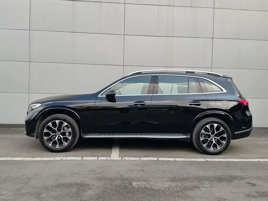 Mercedes-Benz GLC PHEV 2024 из CN, фото 5