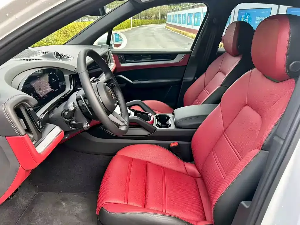 Porsche Cayenne 2025 из CN, фото 2