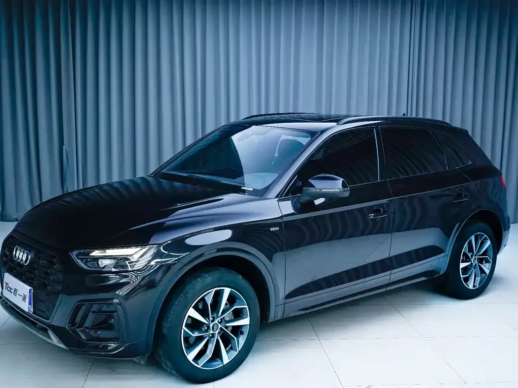 Audi Q5L 2023 из CN, фото 1