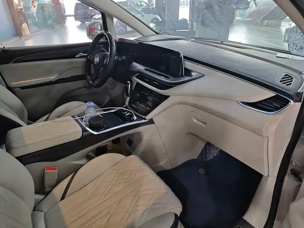 Buick GL8 2022 из CN, фото 6