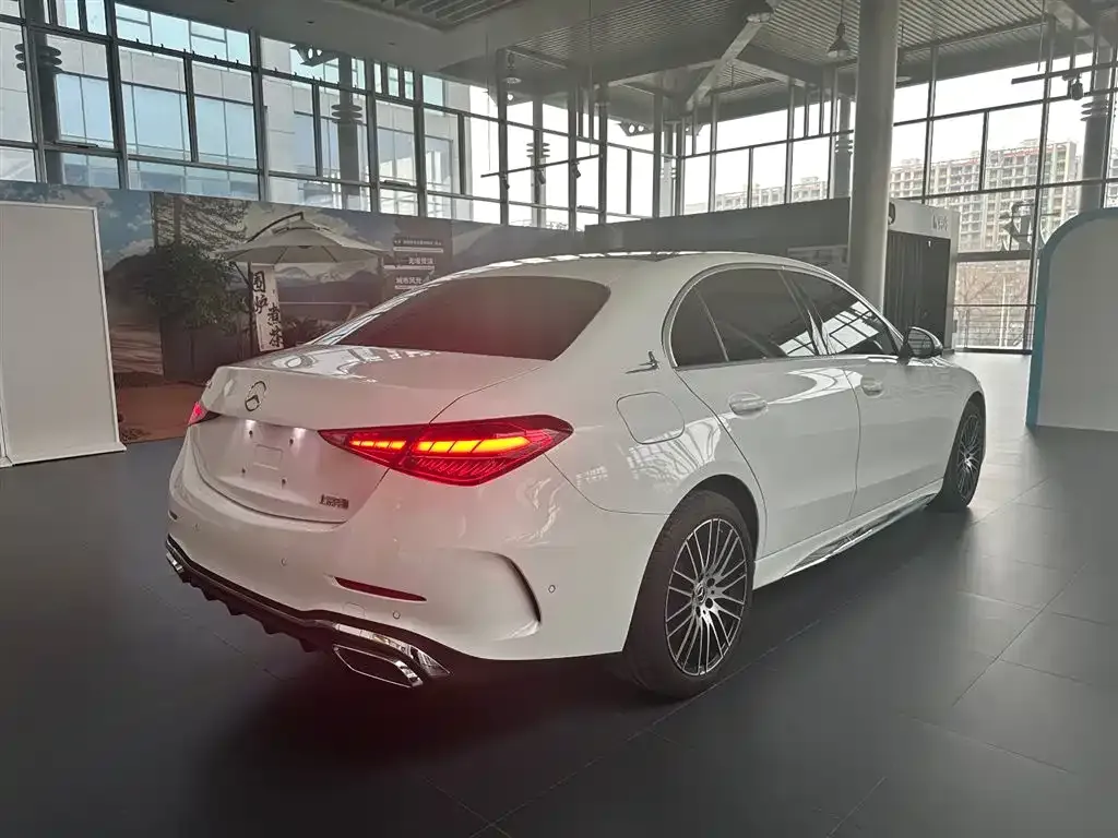 Mercedes-Benz C-Class — фото 4