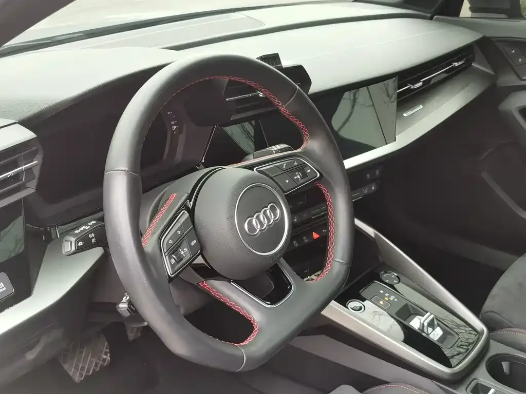 Audi A3 — фото 10