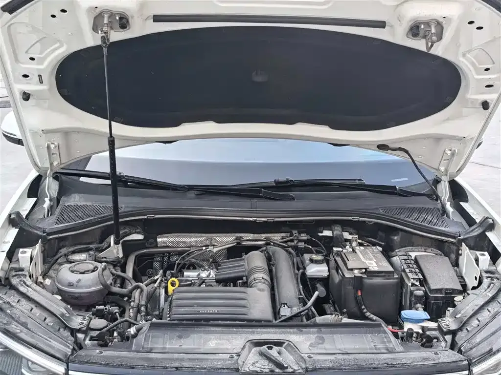 Volkswagen Tayron 2023 из CN, фото 3
