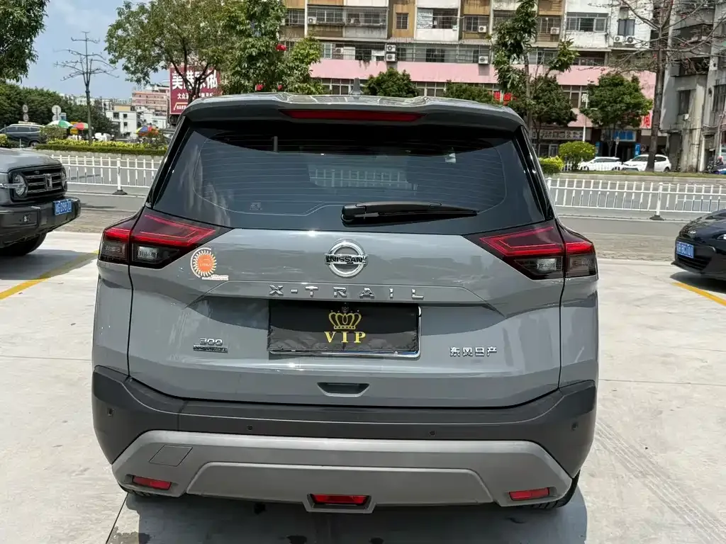 Nissan X-Trail — фото 4