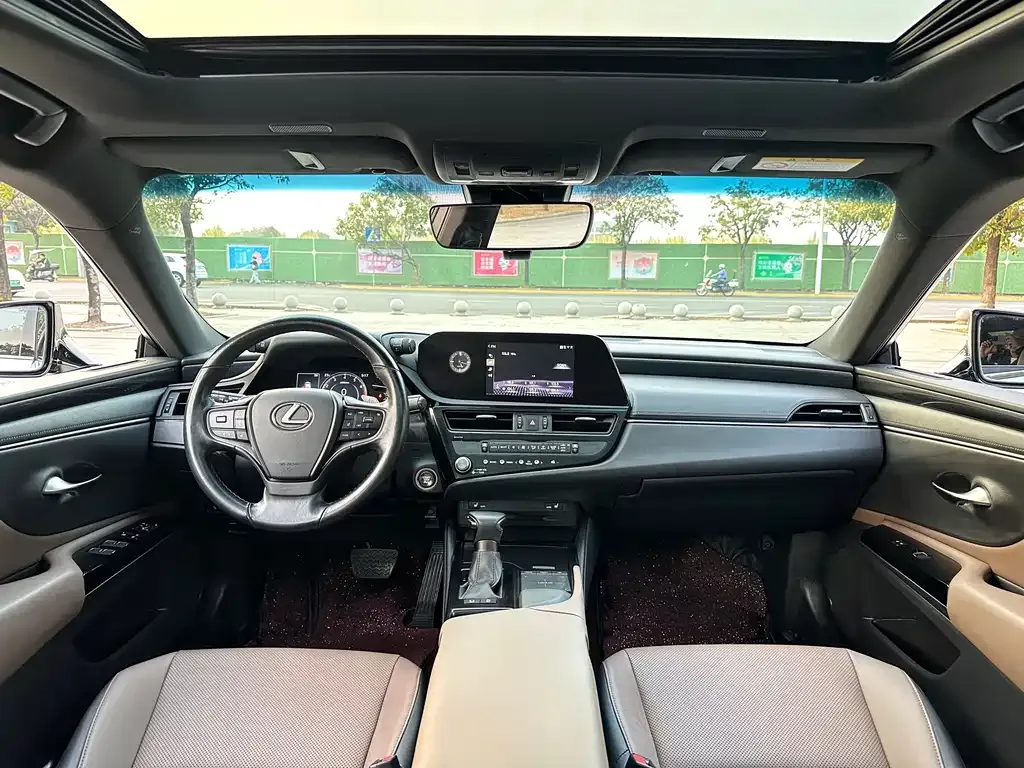 Lexus ES 2022 из CN, фото 2