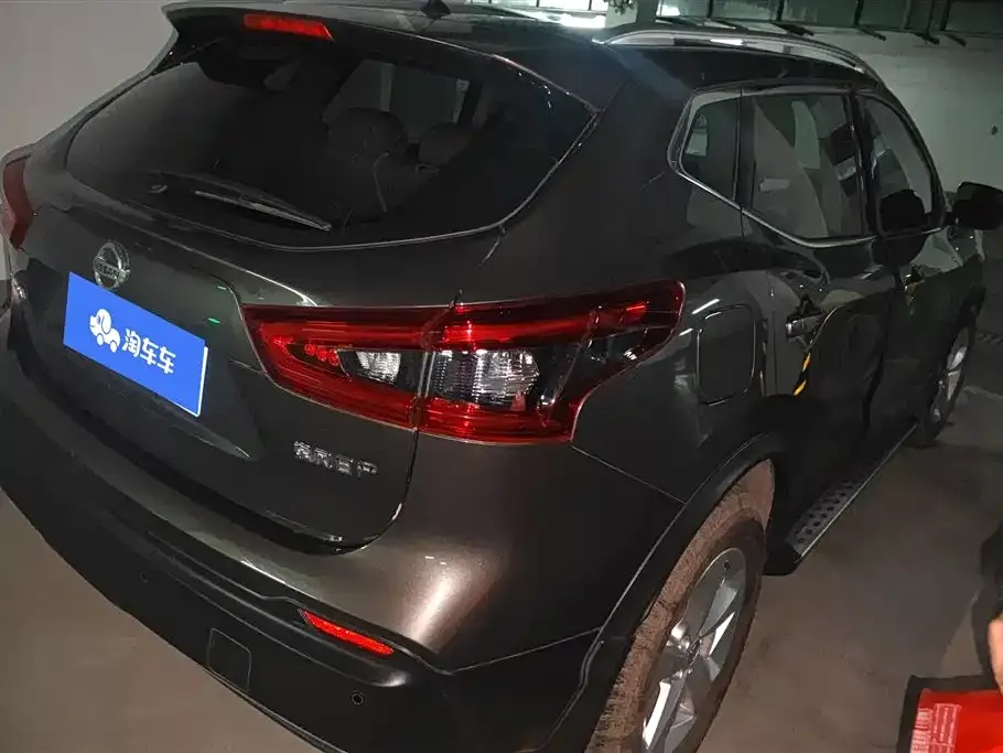 Nissan Qashqai — фото 5