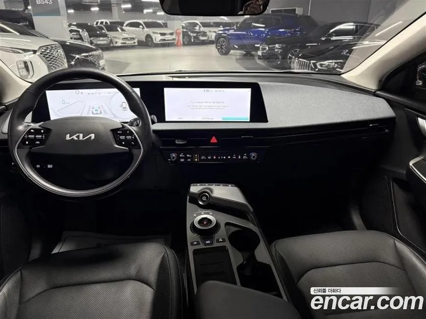 Kia EV6 — фото 8
