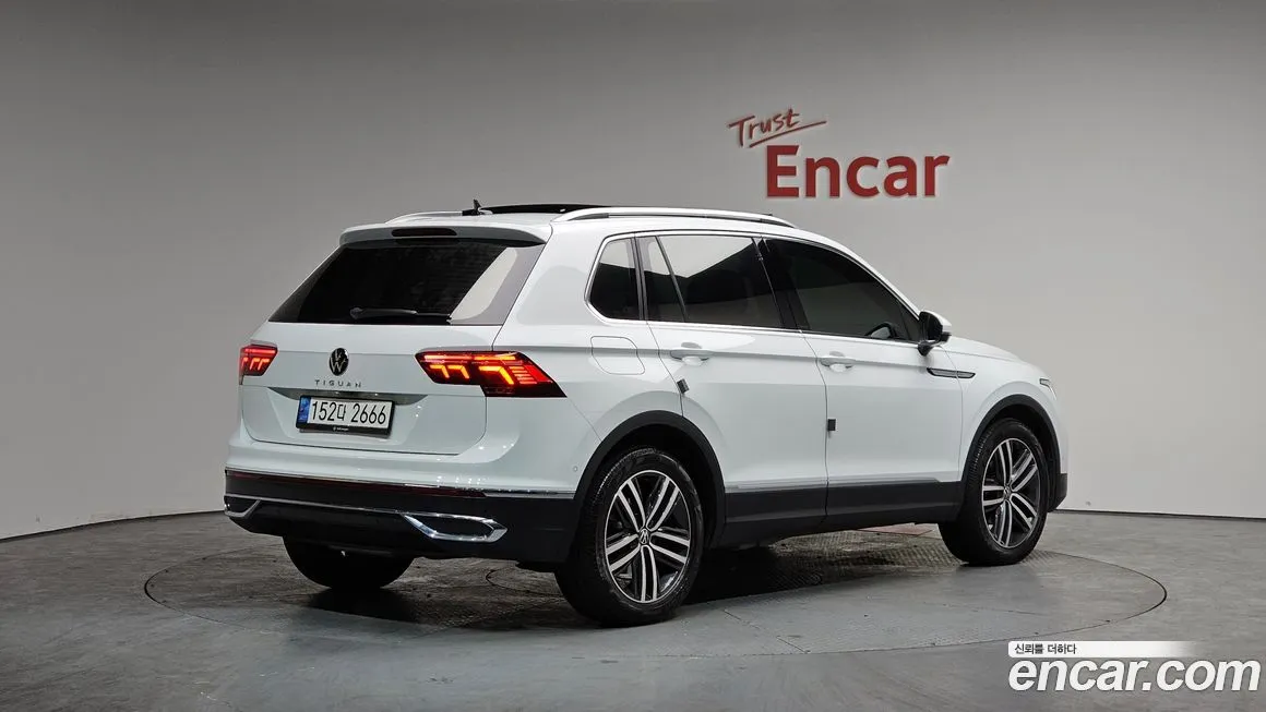Volkswagen Tiguan — фото 2