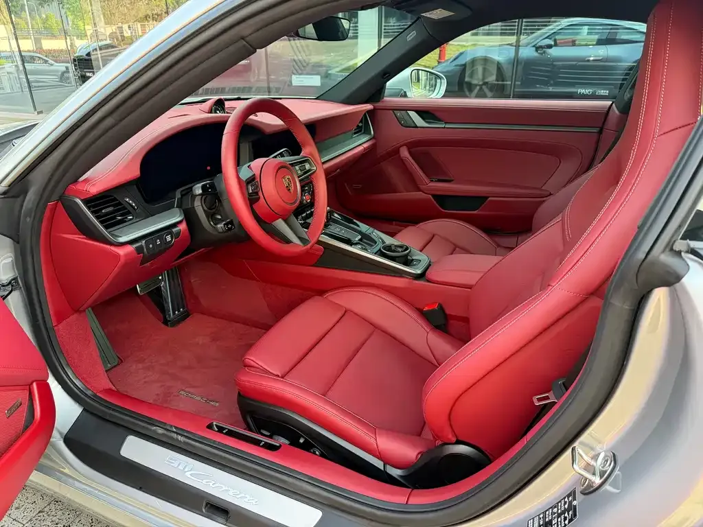 Porsche 911 2025 из CN, фото 4