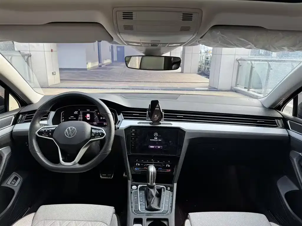 Volkswagen Magotan 2024 из CN, фото 6