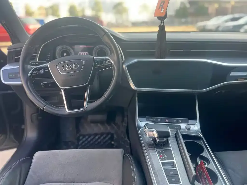 Audi A6L 2022 из CN, фото 9