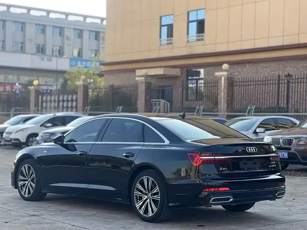 Audi A6L 2022 из CN, фото 7