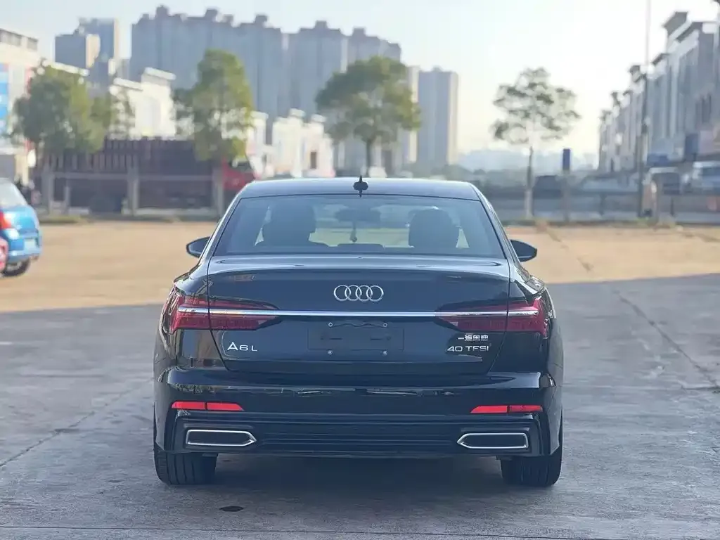 Audi A6L 2022 из CN, фото 5