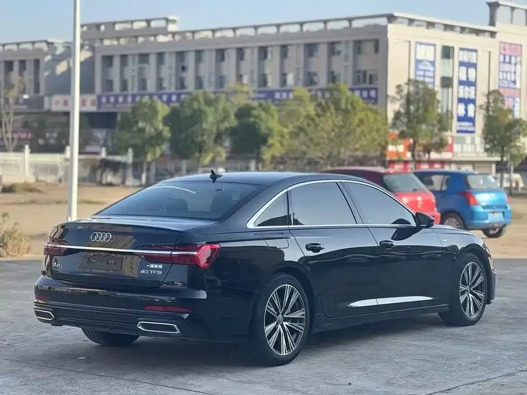 Audi A6L 2022 из CN, фото 2