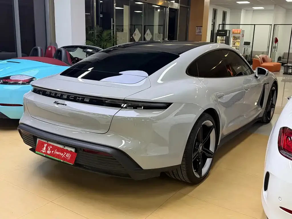 Porsche Taycan 2024 из CN, фото 8